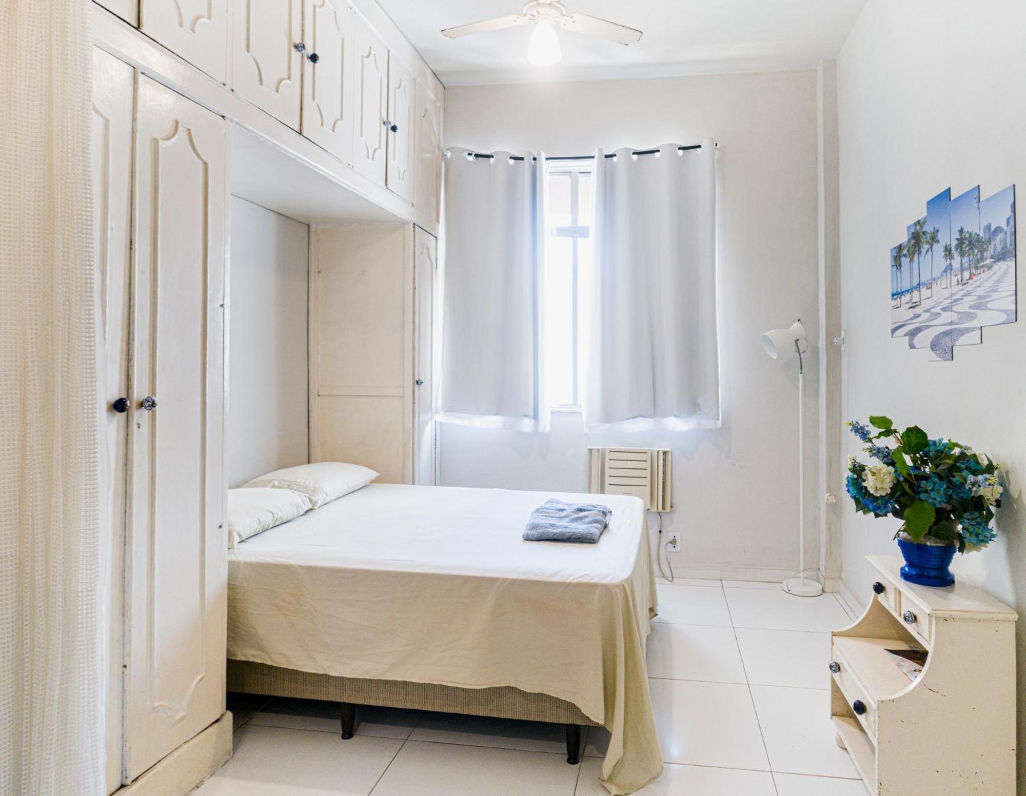Studio Completo Na Praia De Copacabana Com Ar, Wifi, Netflix, Ate 4 Pessoas, Fundos Claro E Silencioso, Pauloangerami Pj135 Rio de Janeiro Exteriör bild