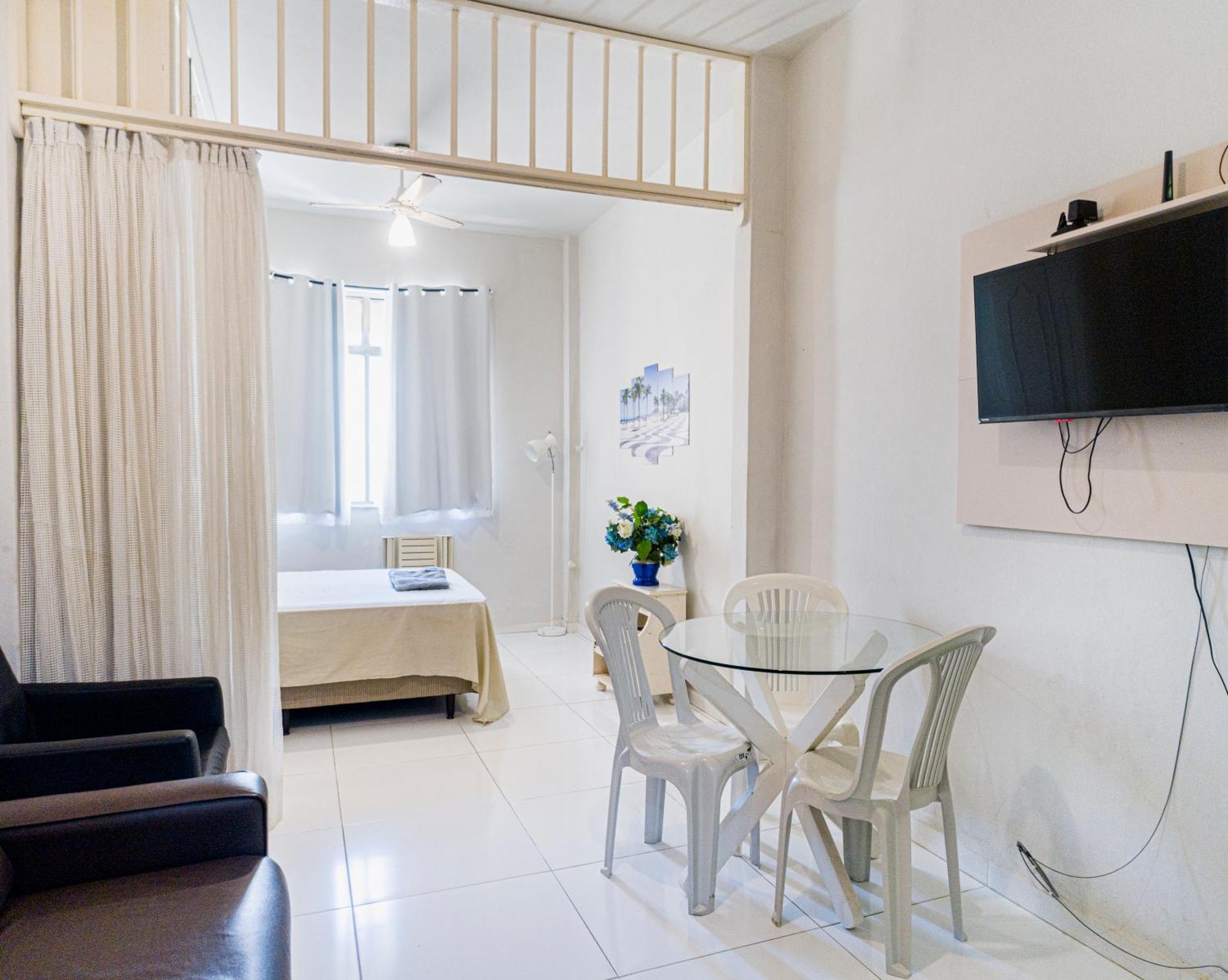 Studio Completo Na Praia De Copacabana Com Ar, Wifi, Netflix, Ate 4 Pessoas, Fundos Claro E Silencioso, Pauloangerami Pj135 Rio de Janeiro Exteriör bild